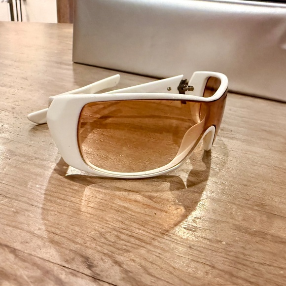 Oakley Polarized Riddle White Acetate Sunglasses - Picture 4 of 5